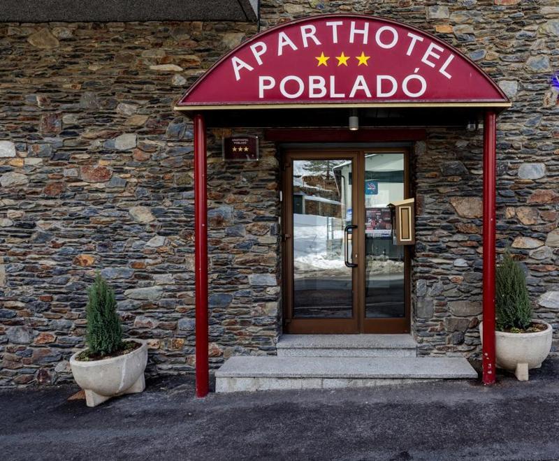 Aparthotel Poblado Аринсал Экстерьер фото